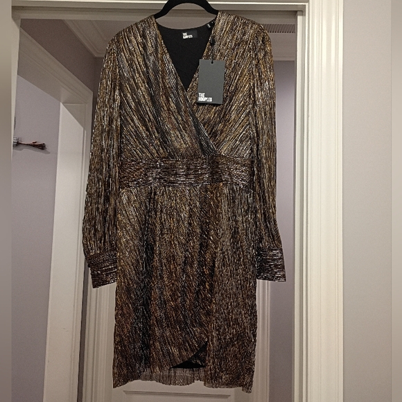 green emerald velvet dress The Kooples Silk Dress – Sister Sister Preloved main image 1